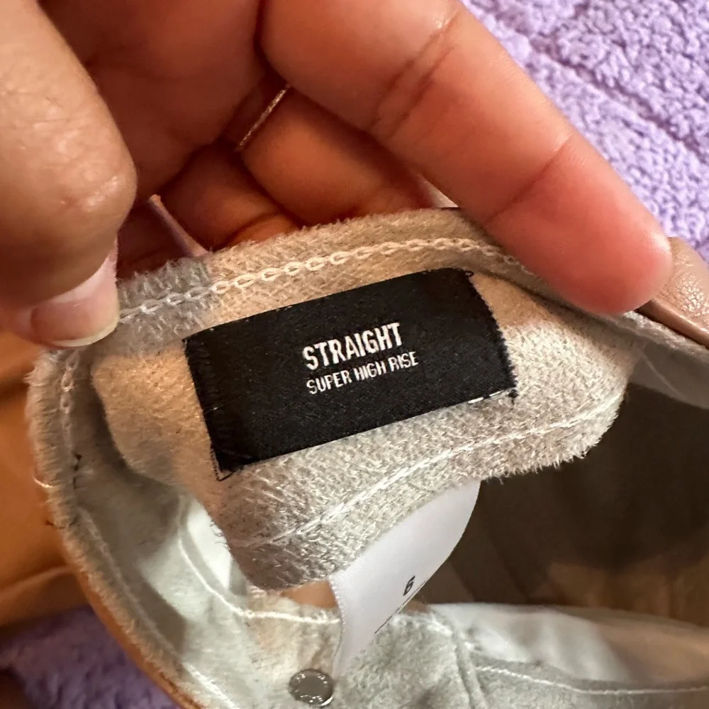 Express - Picture 2 of 6